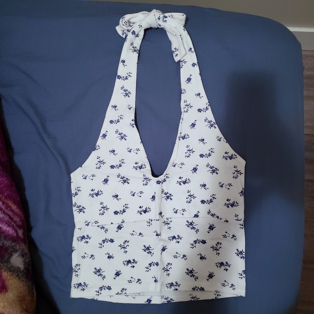 Hollister Size M White Floral Cropped Tie-Up Halter Top